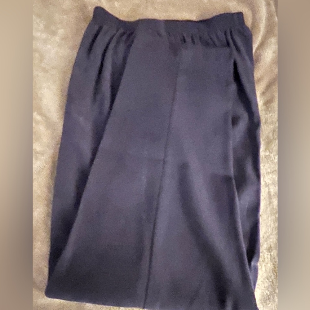 Women’s elastic waist pants